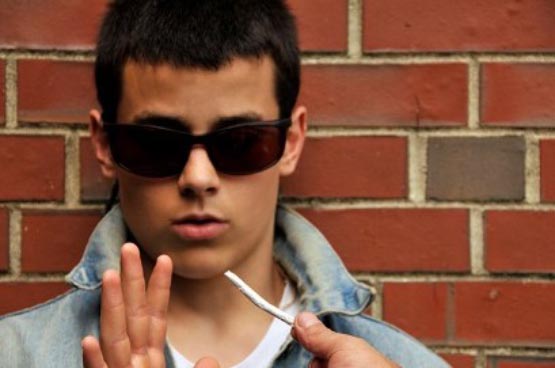 Accès à la marijuana limité chez les jeunes