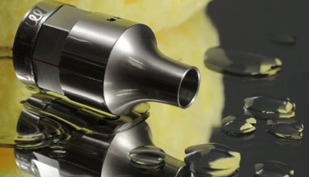 dabber de la wax dans un stylo vaporisateur