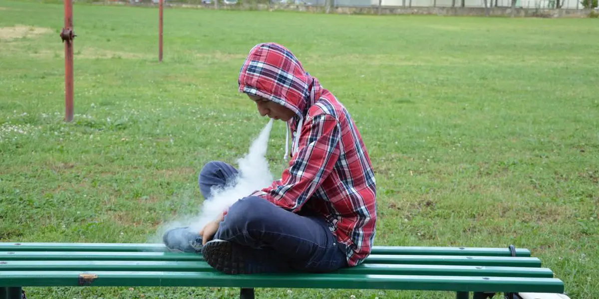 les adolescents qui vapent sont plus susceptibles de consommer du cannabis