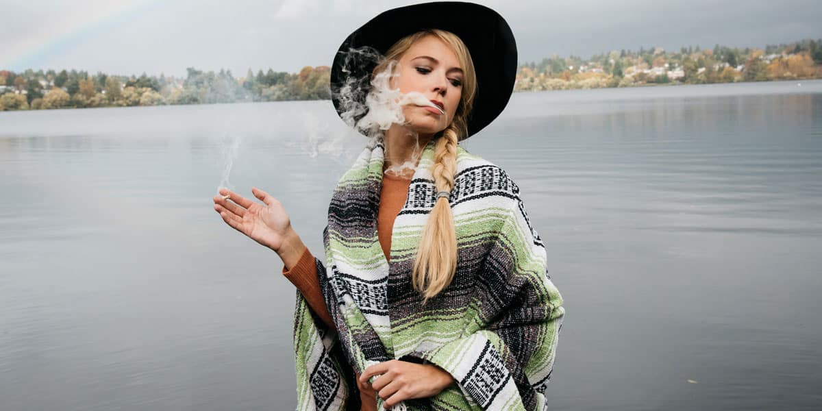 les femmes sont plus susceptibles de devenir des consommatrices régulières