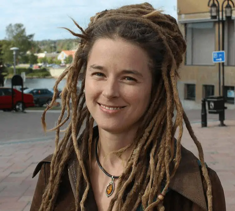 Un ministre suédois aux dreadlocks accusé d'appropriation culturelle