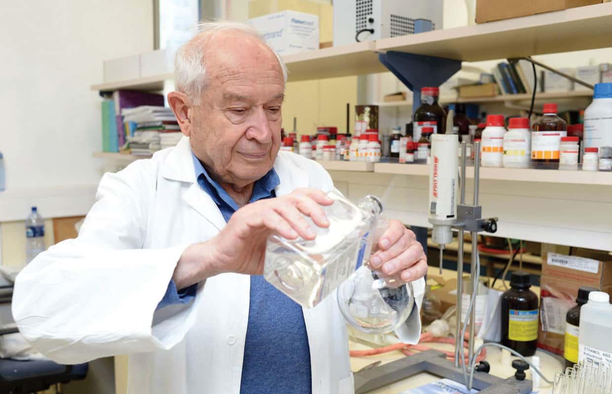 Dr Mechoulam