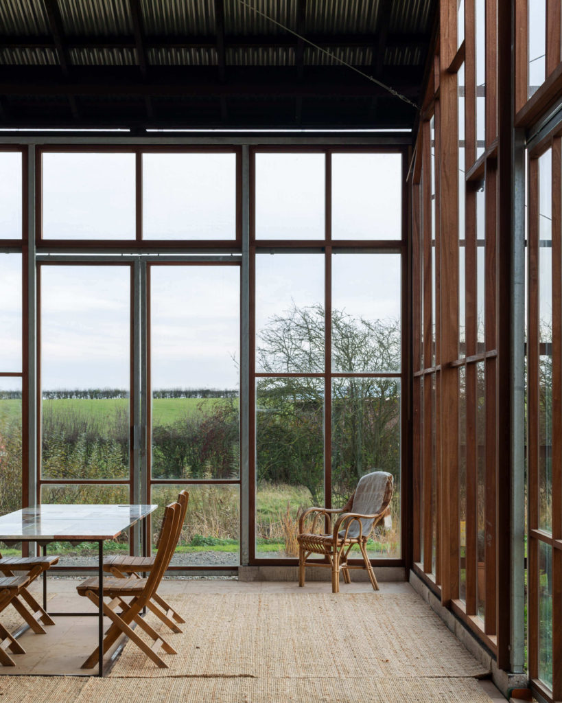 Des architectes britanniques construisent une maison à faible émission de carbone en utilisant du chanvre