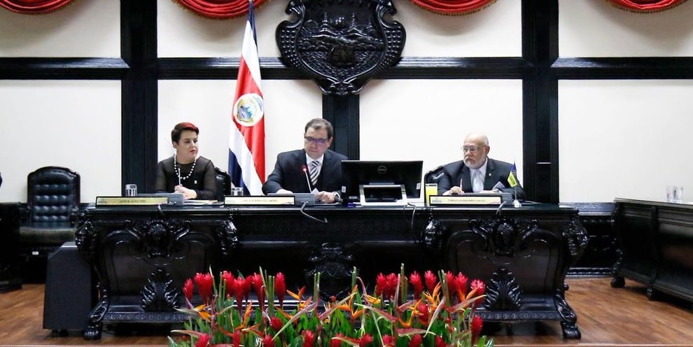 Carlos Alvadaro legalisation cannabis