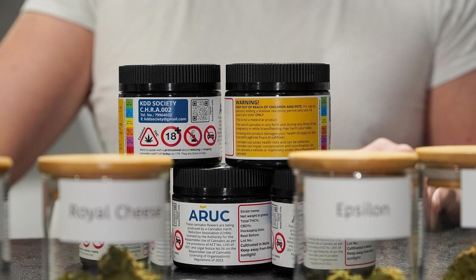 Le premier club de cannabis légal de Malte commence à fonctionner