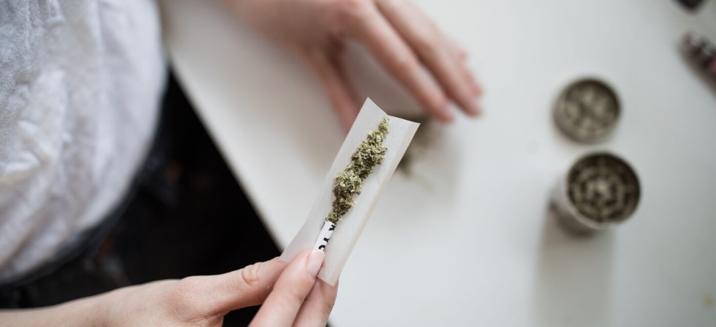 Les régulateurs nationaux de la marijuana partagent des conseils sur la façon de rester en sécurité et dans la légalité pendant les vacances