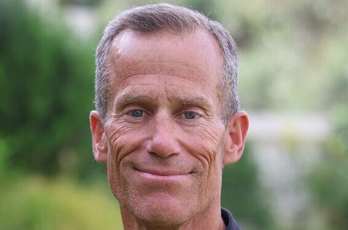 Le géant du tabac renforce sa participation dans Charlotte’s Web, alors que les revenus stagnent et que les pertes persistent