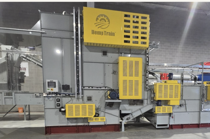 Un prêt fédéral d'un million de dollars vient en aide à un transformateur de chanvre de l'Iowa alors que la production de l'État reste limitée